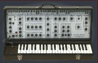 モジュラータイプに近い　EML Electro Comp 101