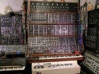 中央が Moog IIIc左上が Moog System-12